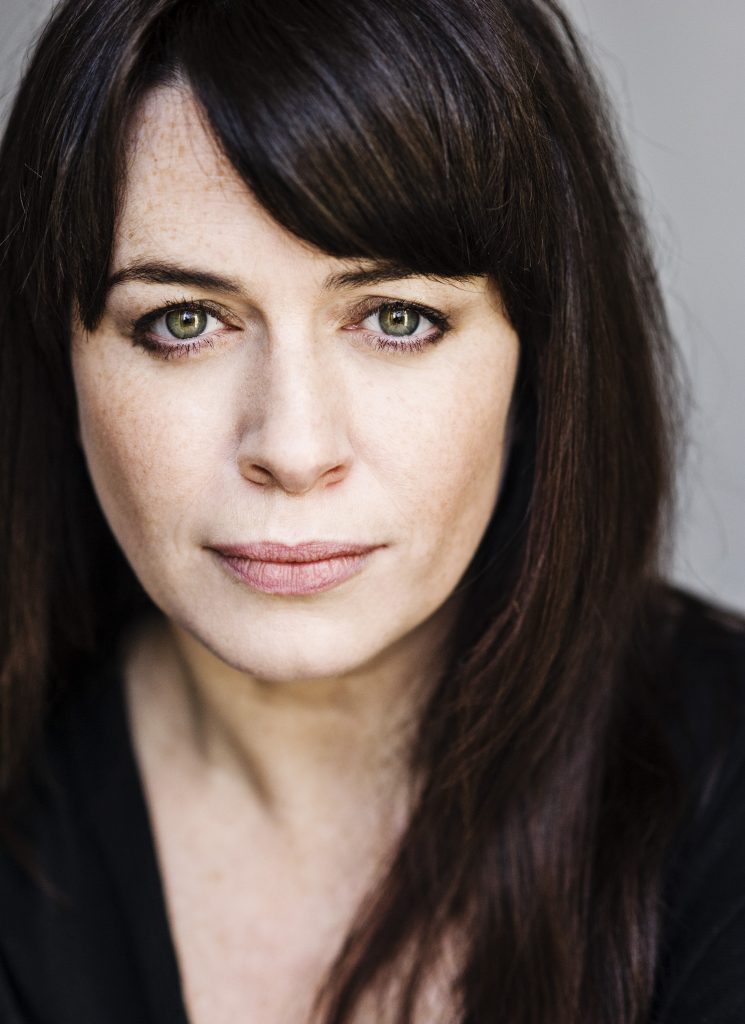 » EVE MYLES